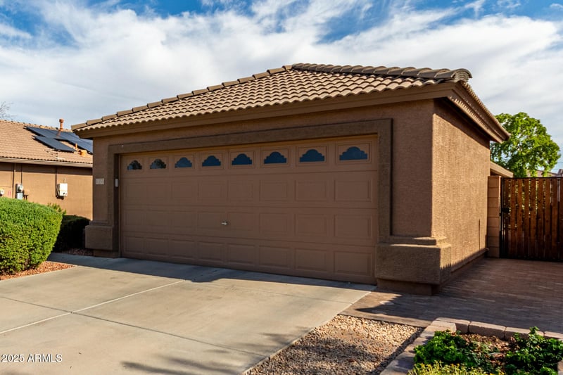 11355 Crestbrook Dr, Surprise, AZ 85378