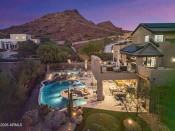 1136 E Forest Hills Dr, Phoenix, AZ 85022