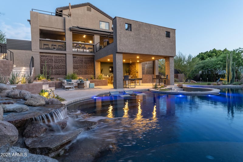 1136 Forest Hills Dr, Phoenix, AZ 85022