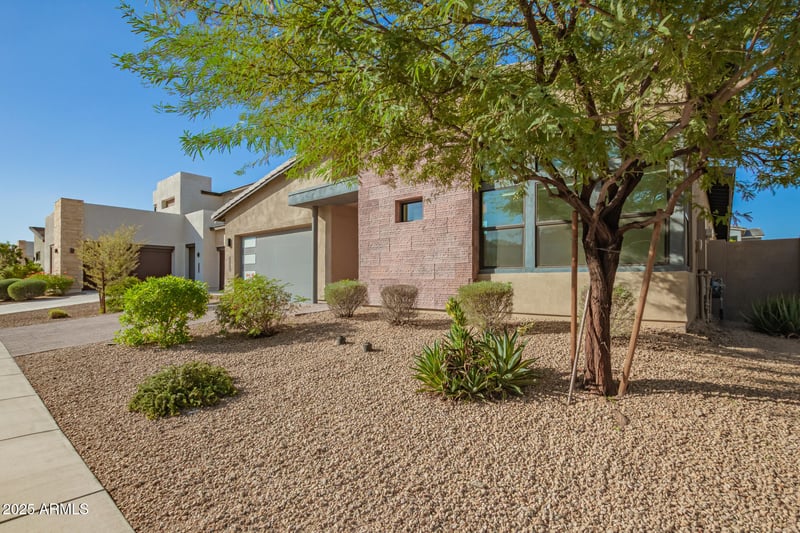 1136 La Mirada Dr, Phoenix, AZ 85042