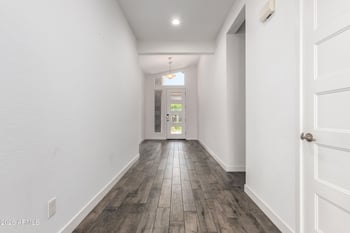 1136 La Mirada Dr, Phoenix, AZ 85042