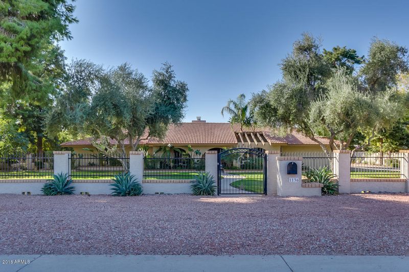 1136 S 132nd St, Gilbert, AZ 85233