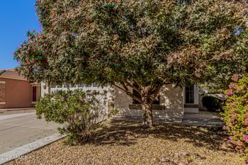 1136 San Tan Dr, Gilbert, AZ 85296