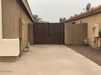 11363 Dartmouth St, Mesa, AZ 85207