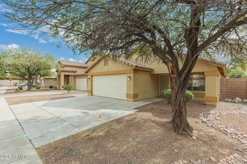 11363 Davis Ln, Avondale, AZ 85323