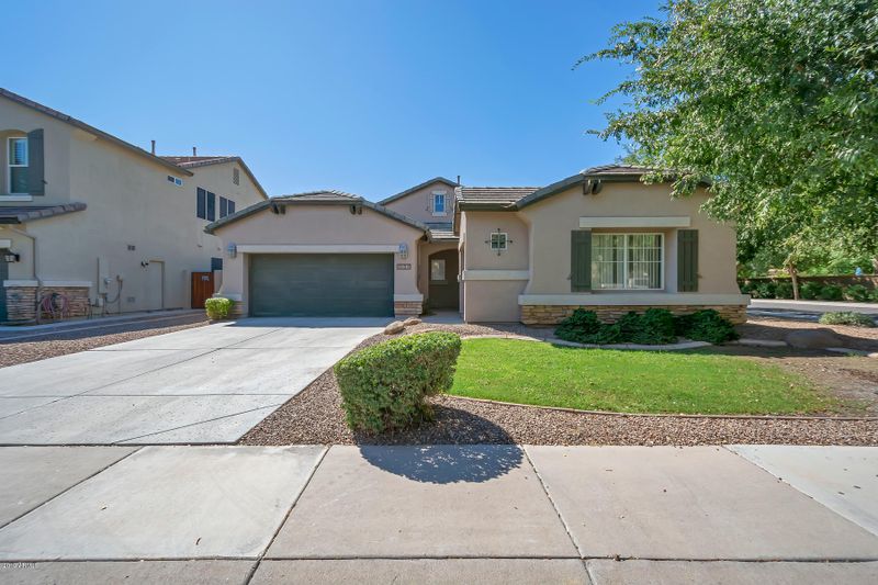 1137 W Rawhide Ave, Gilbert, AZ 85233