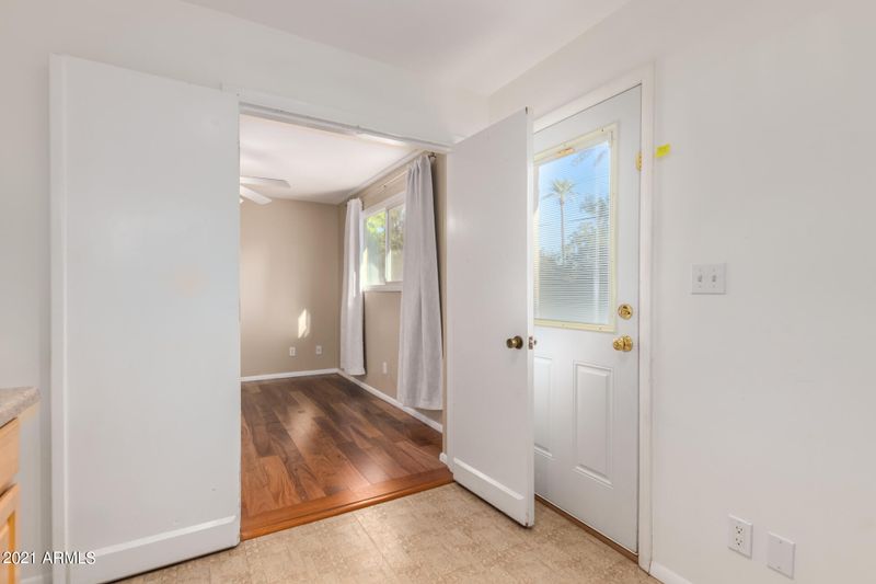 1137 W State Ave, Phoenix, AZ 85021