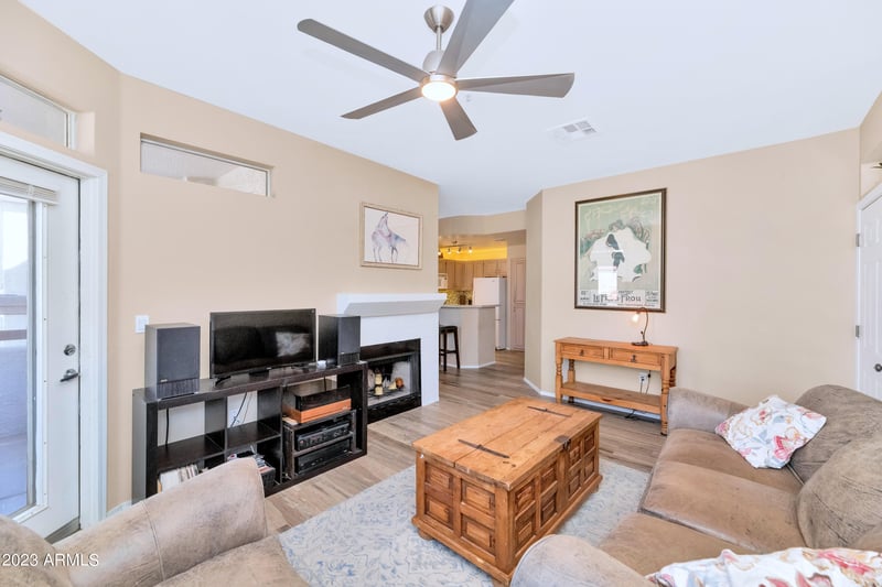 11375 E Sahuaro Dr #2109, Scottsdale, AZ 85259