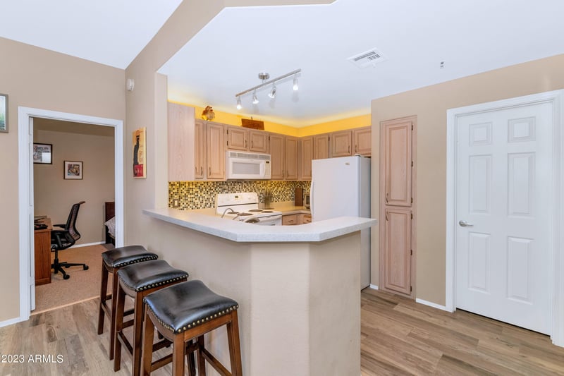11375 E Sahuaro Dr #2109, Scottsdale, AZ 85259