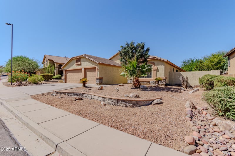 11376 Hopi Dr, Goodyear, AZ 85338
