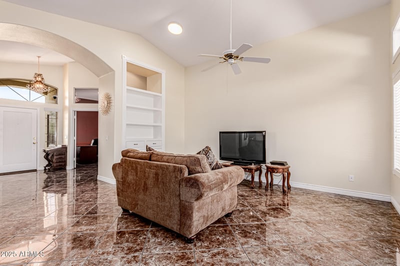 11376 Hopi Dr, Goodyear, AZ 85338