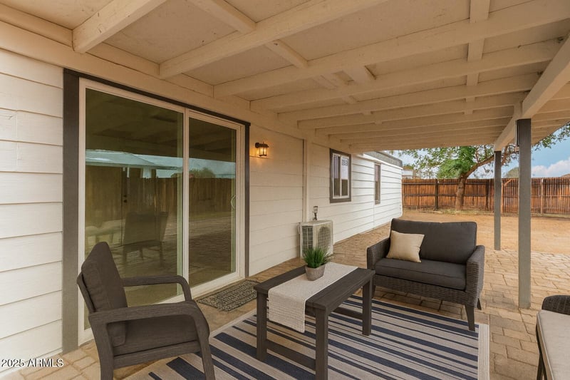 1138 76th Pl, Mesa, AZ 85208