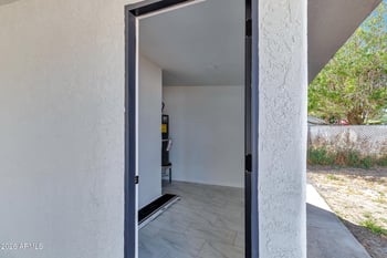 1138 9th Dr, Mesa, AZ 85204