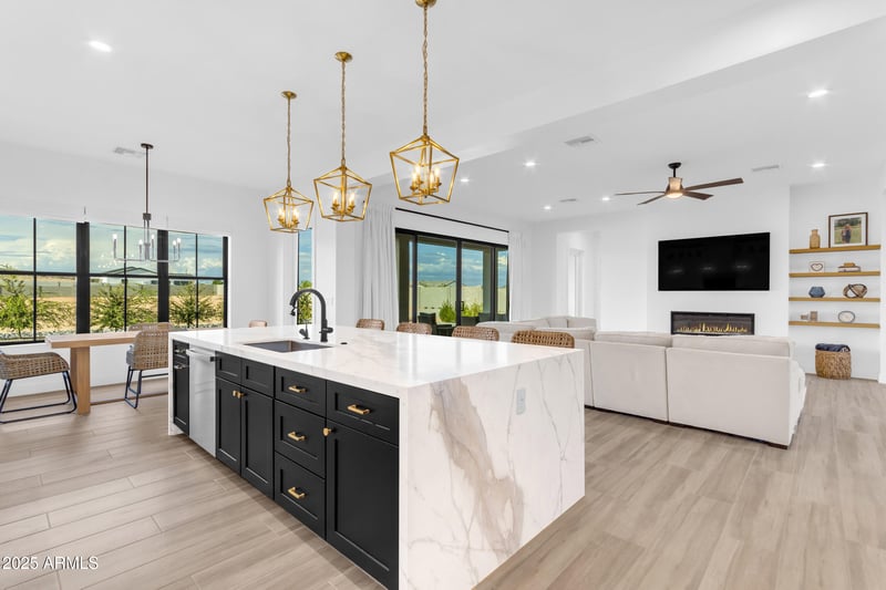 1138 Catherine Ln, San Tan Valley, AZ 85144