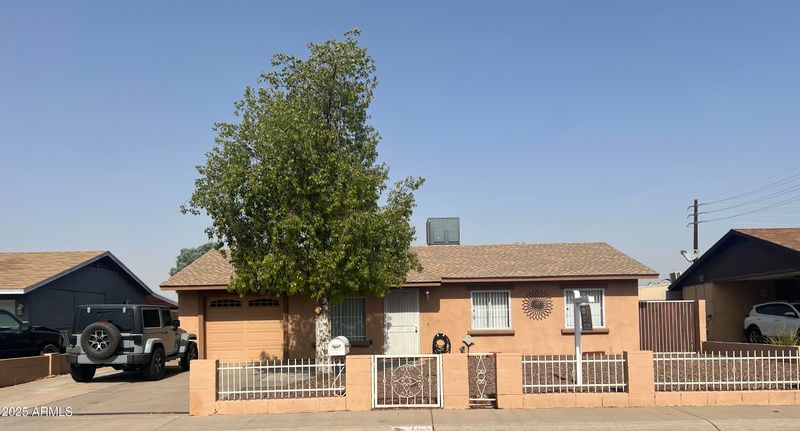 1138 N 59th Dr, Phoenix, AZ 85043