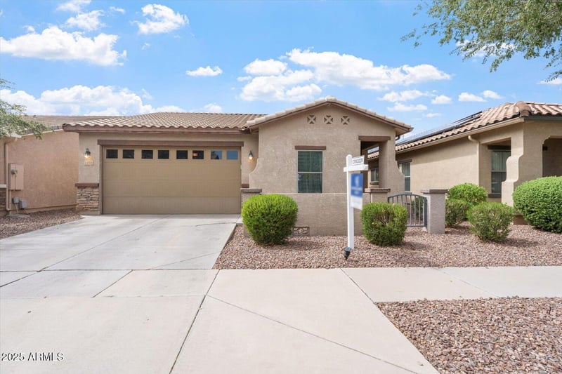 1138 Olympic Dr, Gilbert, AZ 85296