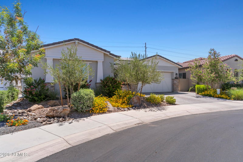 11385 N Luckenbach St, Surprise, AZ 85388