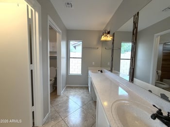 1139 Granite St, Gilbert, AZ 85234