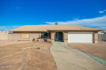 1139 Huber St, Mesa, AZ 85203