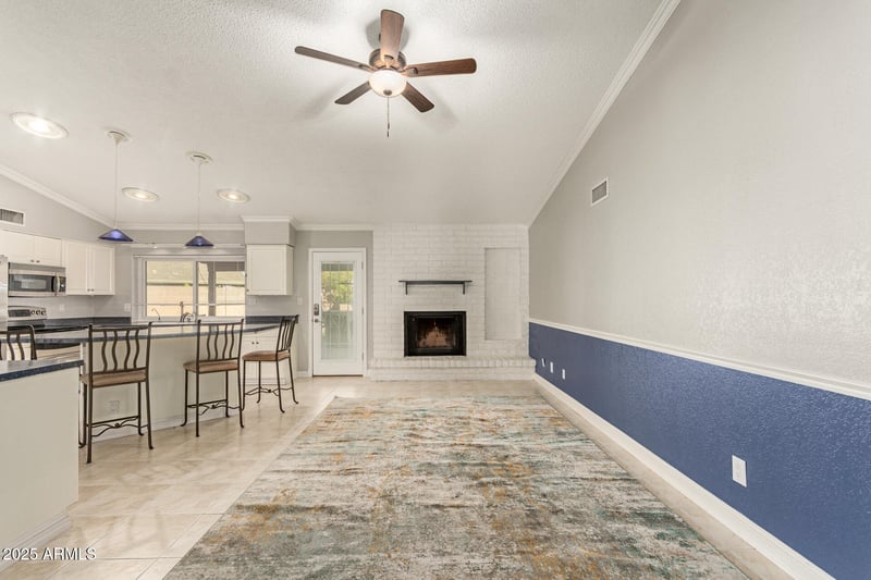 1139 Huber St, Mesa, AZ 85203