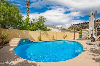 1139 Ocotillo Rd, Phoenix, AZ 85014