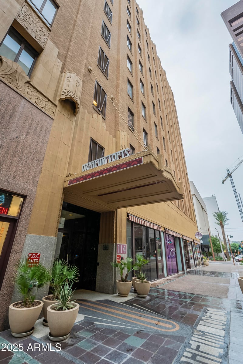 114 Adams St #1007, Phoenix, AZ 85003
