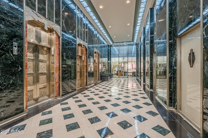 114 Adams St #1007, Phoenix, AZ 85003