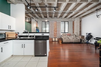 114 Adams St #402, Phoenix, AZ 85003