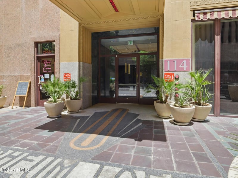 114 Adams St #505, Phoenix, AZ 85003