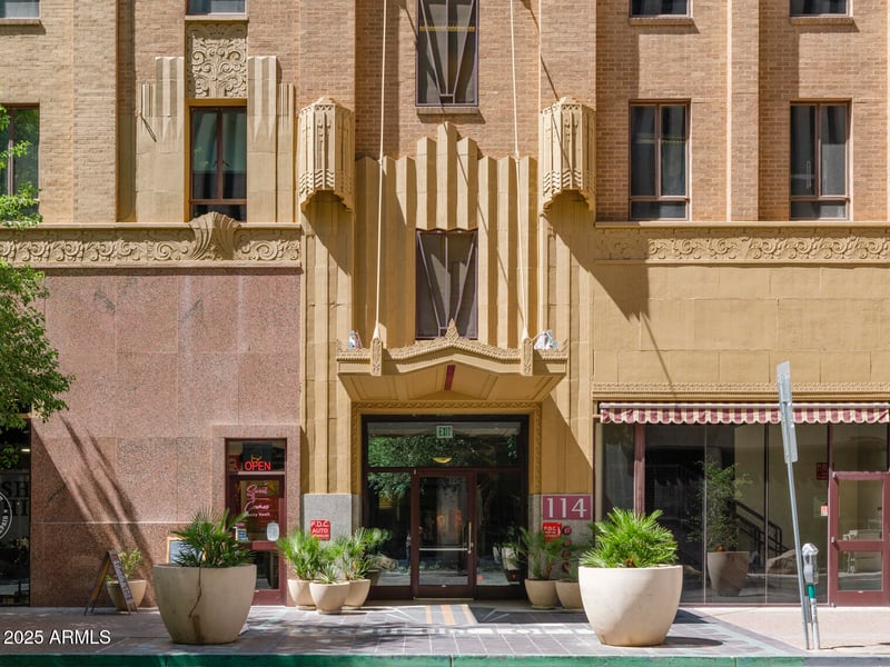114 Adams St #907, Phoenix, AZ 85003