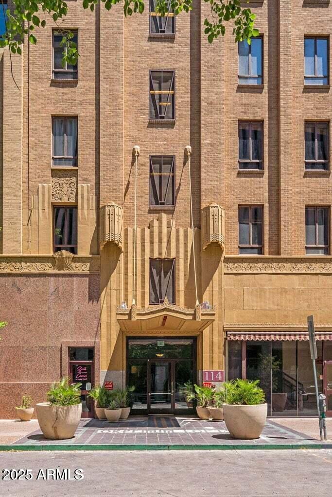 114 Adams St #910, Phoenix, AZ 85003