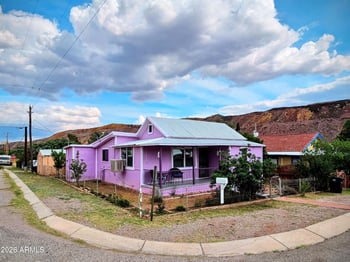 114 B St, Bisbee, AZ 85603