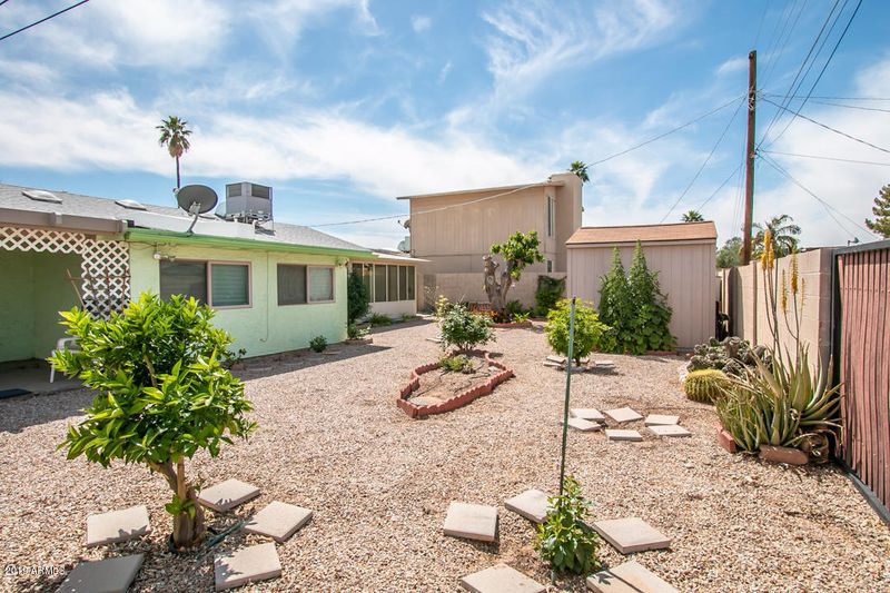 114 E Hoover Ave, Mesa, AZ 85210