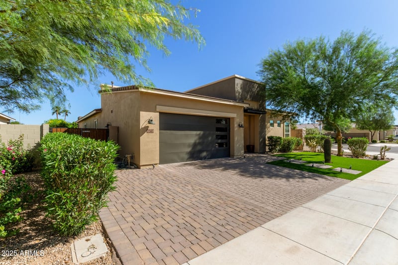 1140 Cherrywood Pl, Chandler, AZ 85249