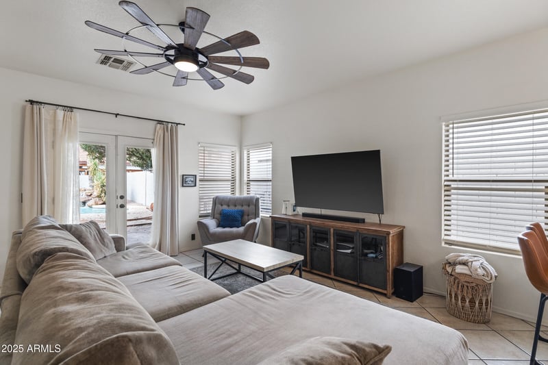 1140 Rockwell St, Gilbert, AZ 85296