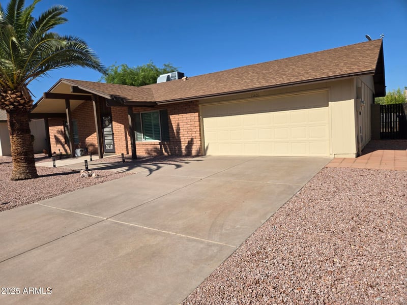 11401 Shoshoni Dr, Phoenix, AZ 85044