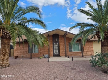 11401 Shoshoni Dr, Phoenix, AZ 85044