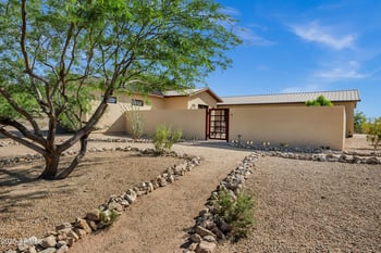 11404 38th Ave, Laveen, AZ 85339