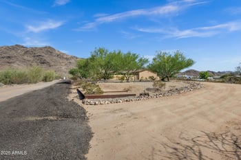 11404 S 38th Ave, Laveen, AZ 85339
