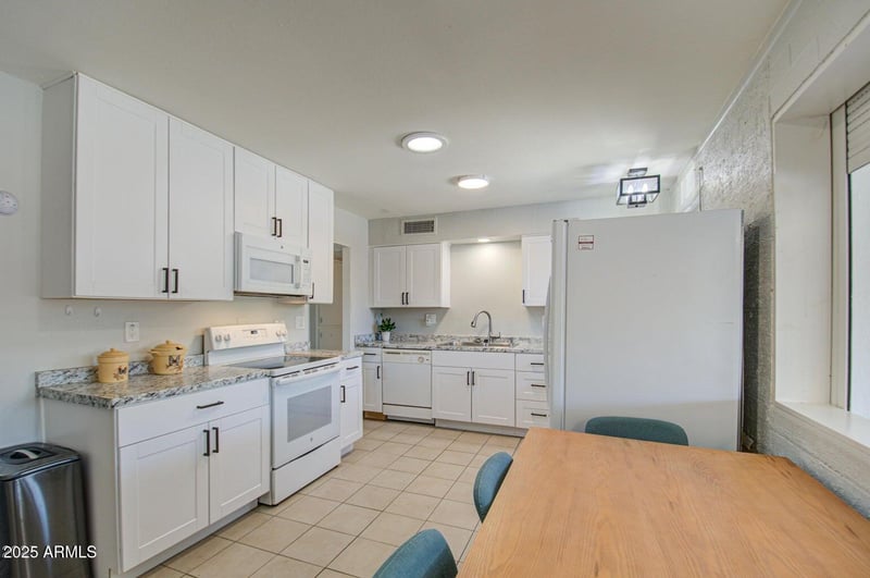 11407 111th Ave, Sun City, AZ 85351