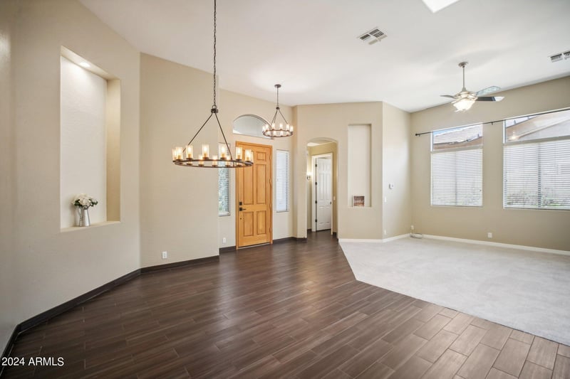 1141 E Tuckey Ln, Phoenix, AZ 85014