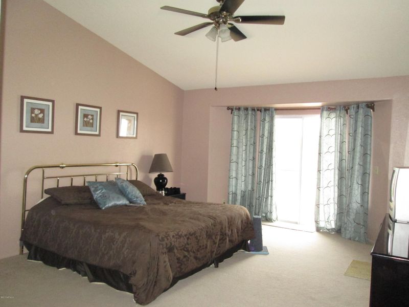 1141 N Geneva Ave, Chandler, AZ 85226