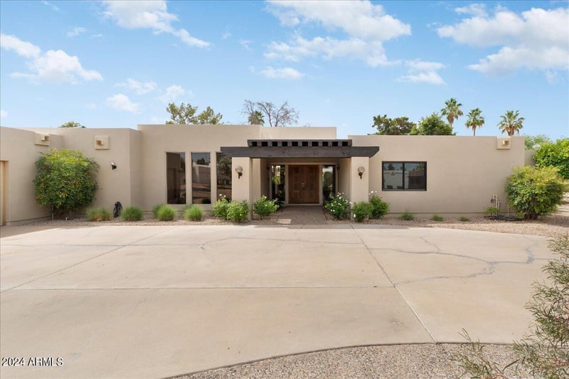 1141 Oro Vi, Litchfield Park, AZ 85340