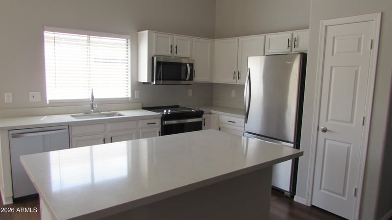 11410 Roanoke Dr, Avondale, AZ 85392