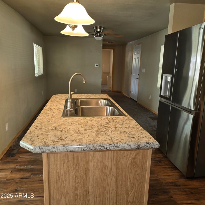11411 91st Ave #110, Peoria, AZ 85345