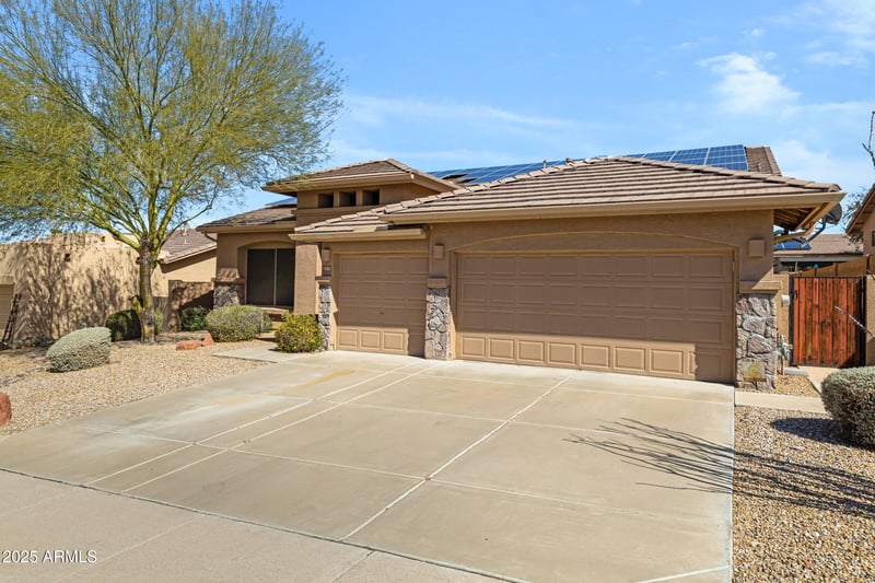 11413 Coolwater Dr, Goodyear, AZ 85338