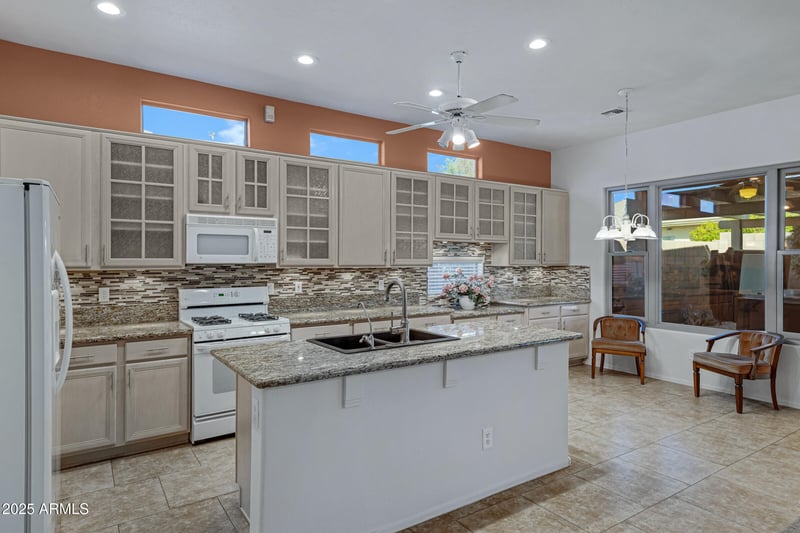 11413 Coolwater Dr, Goodyear, AZ 85338