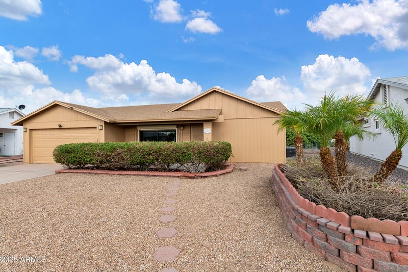 1142 81st Pl, Mesa, AZ 85208