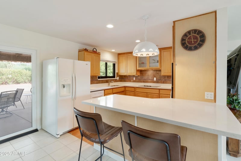 1142 81st Pl, Mesa, AZ 85208