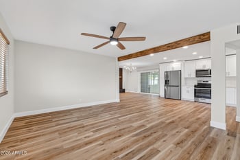 1142 E El Camino Dr, Phoenix, AZ 85020
